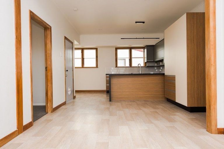 Photo of property in 75a Massey Street, Frankton, Hamilton, 3204