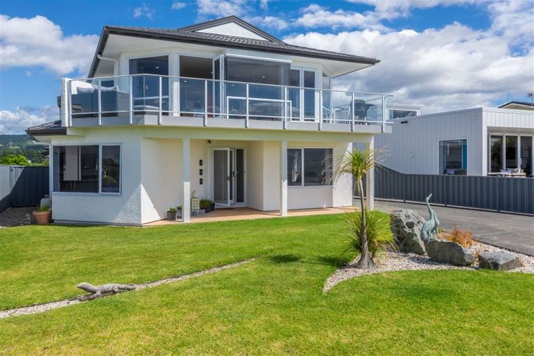 Photo of property in 134 North Shore Road, Eskdale, Napier, 4182