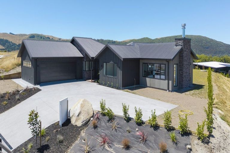 Photo of property in 47 Seven Oaks Drive, Kinloch, Taupo, 3377