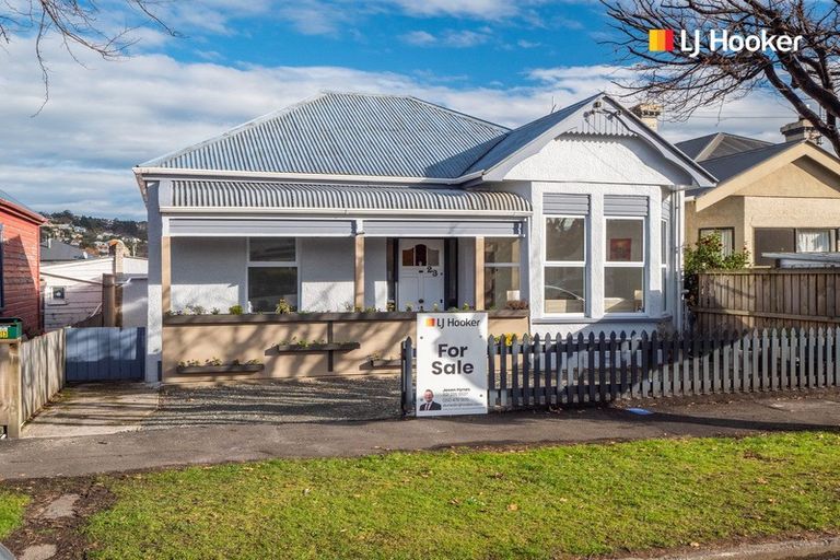 Photo of property in 23 Law Street, Caversham, Dunedin, 9012