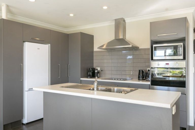 Photo of property in 10 Loloma Way, Wharewaka, Taupo, 3330