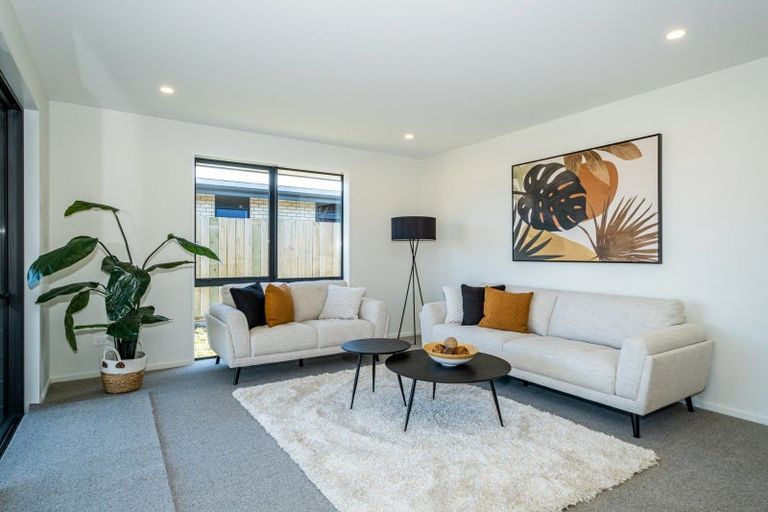 Photo of property in 5 Arrowsmith Drive, Clover Park, Auckland, 2019