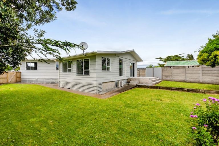Photo of property in 50 Sole Avenue, Bell Block, New Plymouth, 4312