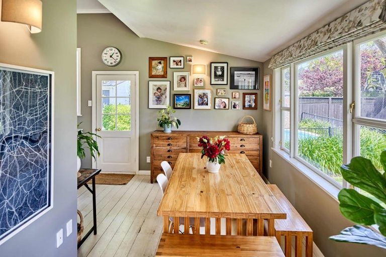 Photo of property in 15 Konini Street, Eastbourne, Lower Hutt, 5013