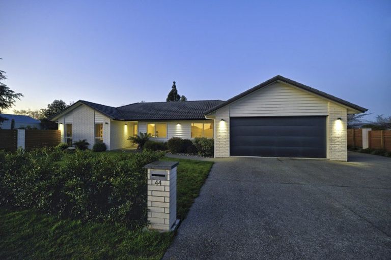 Photo of property in 4 Gertrude Street, Carterton, 5713