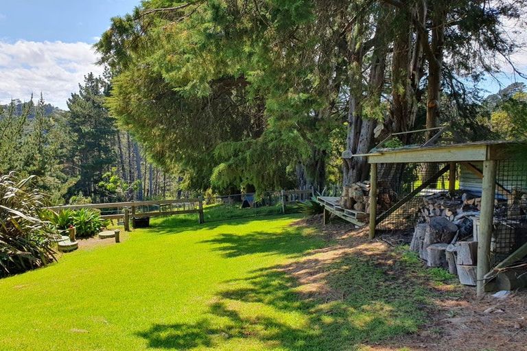 Photo of property in 394a Wairere Road, Waitakere, Auckland, 0782