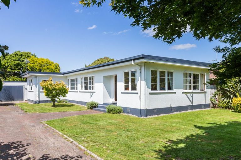 Photo of property in 15a Leander Place, Milson, Palmerston North, 4414