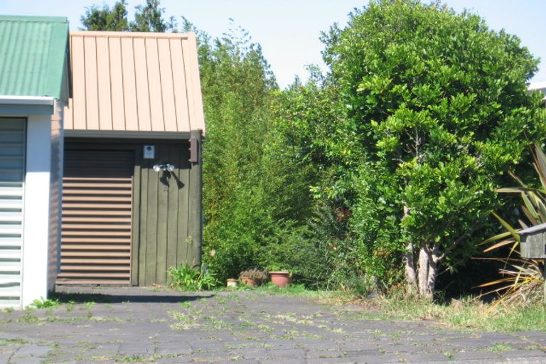 Photo of property in 1/18 Arran Road, Browns Bay, Auckland, 0630