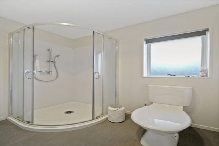 Photo of property in 4c Sheriff Place, Randwick Park, Auckland, 2105