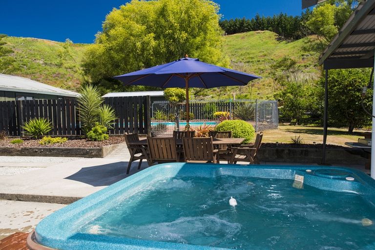 Photo of property in 242 Riverside Road, Whataupoko, Gisborne, 4010