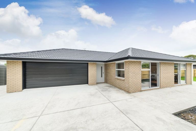 Photo of property in 1/11 Seaforth Avenue, Milson, Palmerston North, 4414