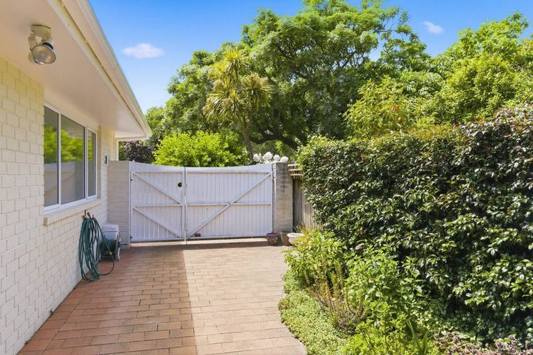 Photo of property in 9 Maple Lane, Waikanae, 5036