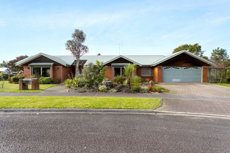 Photo of property in 5 Larchwood Grove, Rangatira Park, Taupo, 3330