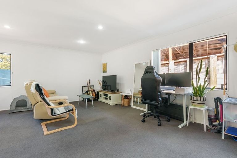 Photo of property in 161a Don Buck Road, Massey, Auckland, 0614