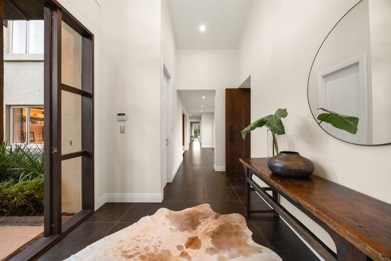 Photo of property in 5 Dysart Lane, Kumeu, 0891