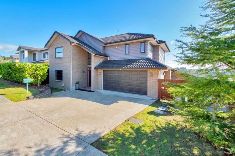 Photo of property in 17 Leafield Crescent, Henderson, Auckland, 0612