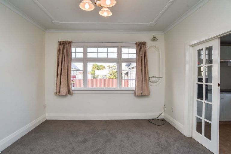 Photo of property in 168 Macandrew Road, South Dunedin, Dunedin, 9012