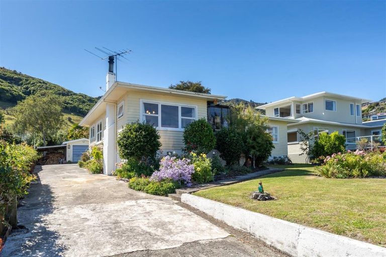 Photo of property in 33 Rainbow Drive, Atawhai, Nelson, 7010