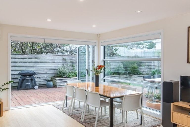 Photo of property in 158a Onepu Road, Lyall Bay, Wellington, 6022