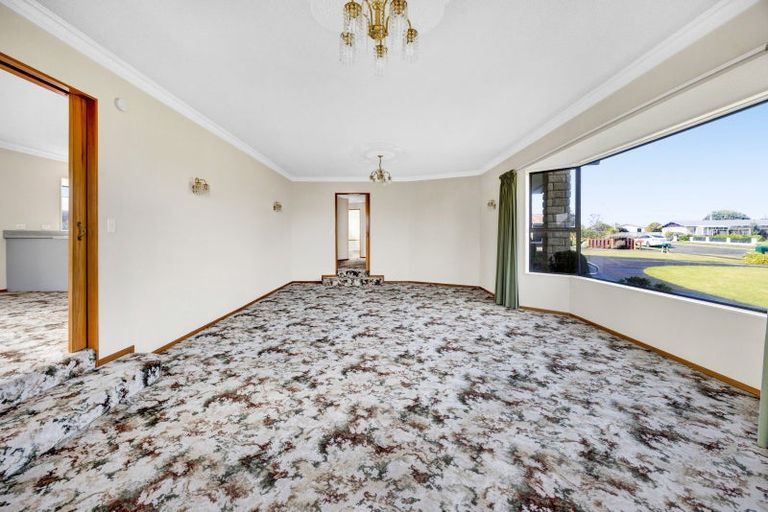 Photo of property in 14 Pohutukawa Drive, Opunake, 4616