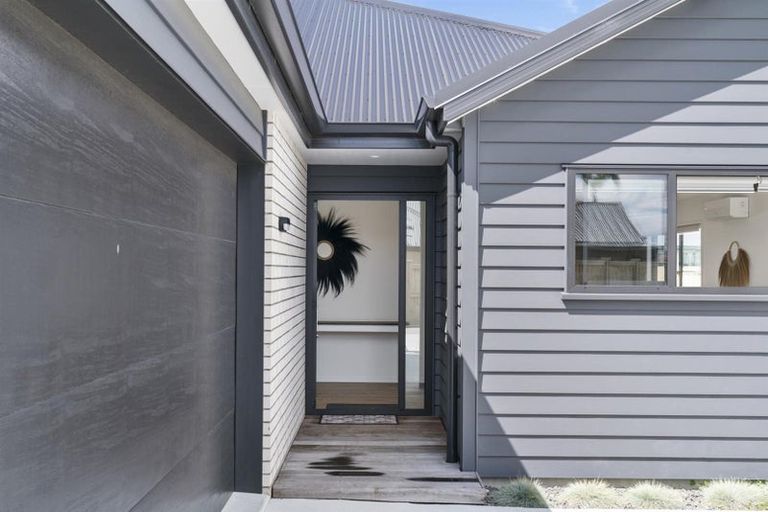 Photo of property in 51 Cotula Way, Papamoa Beach, Papamoa, 3118