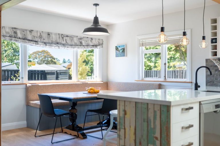 Photo of property in 252 Centaurus Road, Saint Martins, Christchurch, 8022