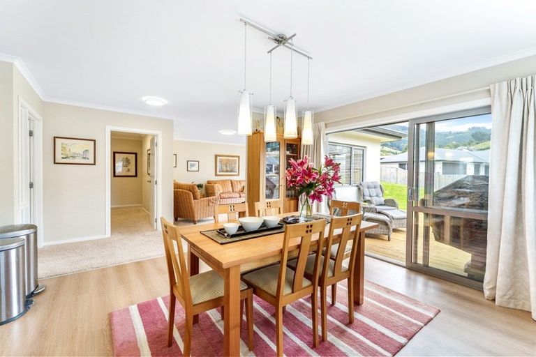 Photo of property in 6 Glendermid Close, Sawyers Bay, Port Chalmers, 9023