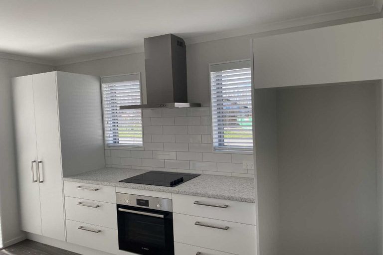 Photo of property in 12 Cleaver Street, Woodend, 7610