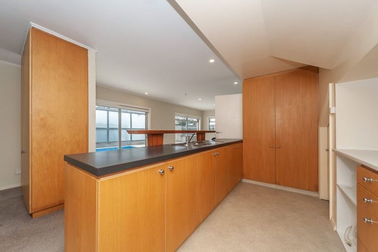 Photo of property in 20 Beere Haven Road, Seatoun, Wellington, 6022