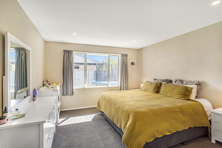 Photo of property in 5 Cossar Street, Burwood, Christchurch, 8083