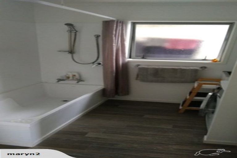 Photo of property in 187e Don Buck Road, Massey, Auckland, 0614