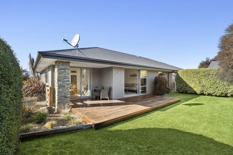 Photo of property in 11 Hikuwai Drive, Albert Town, Wanaka, 9305