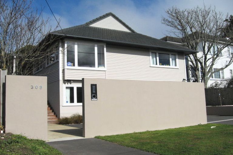 Photo of property in 309 Karori Road, Karori, Wellington, 6012