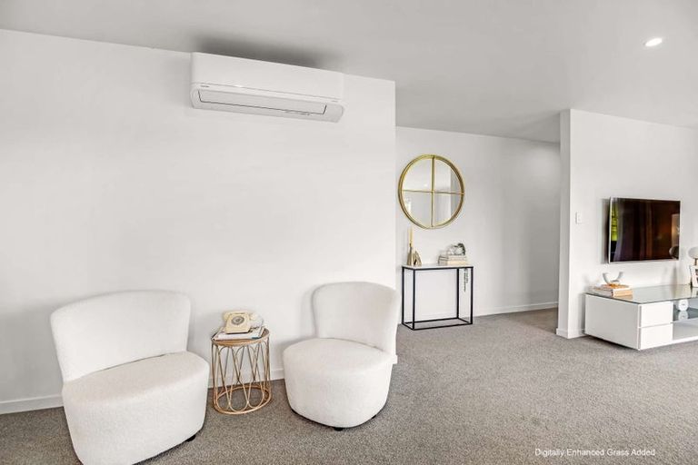 Photo of property in 7 Magnolia Lane, Kelvin Grove, Palmerston North, 4414