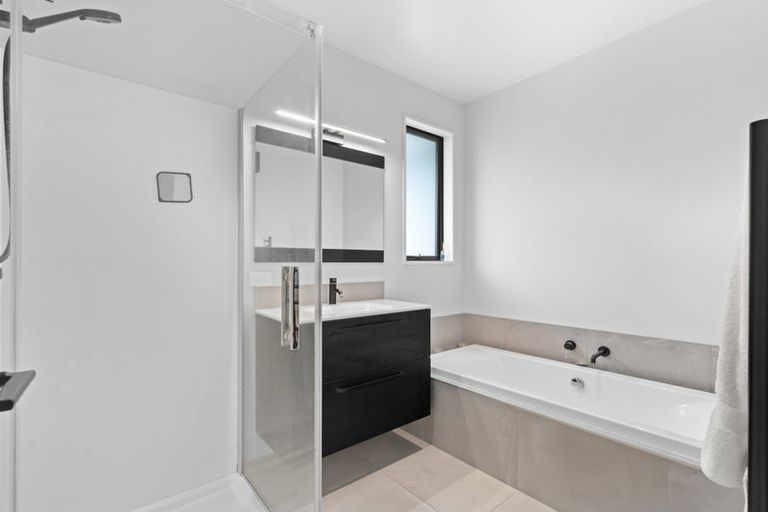 Photo of property in 90 Bradwell Crescent, Halswell, Christchurch, 8025