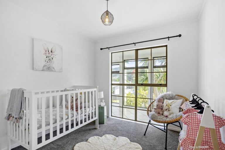 Photo of property in 48 Percy Dyett Drive, Karori, Wellington, 6012