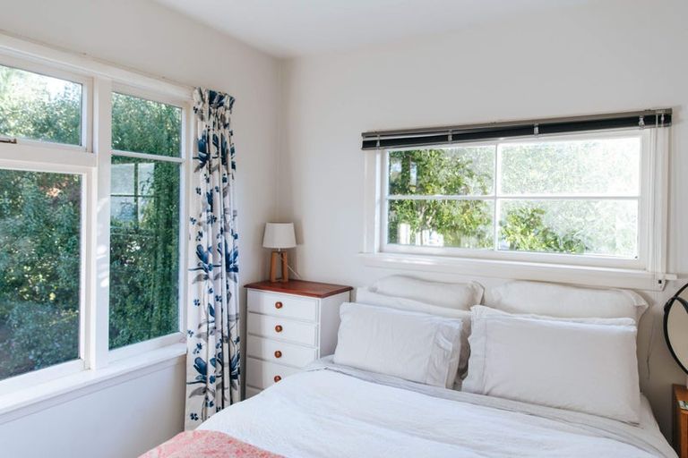 Photo of property in 9 Sparks Road, Somerfield, Christchurch, 8024