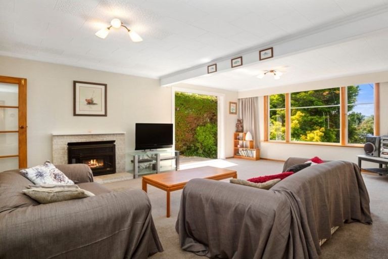 Photo of property in 129 Ironside Road, Johnsonville, Wellington, 6037