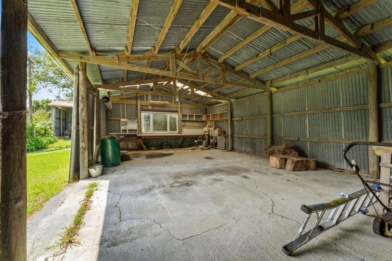 Photo of property in 4186 Kaipara Coast Highway, Tauhoa, Warkworth, 0984