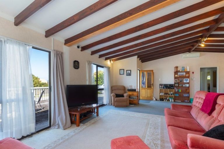 Photo of property in 27 Matangi Terrace, Snells Beach, 0920