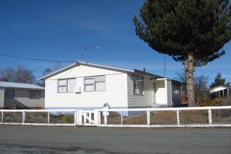 Photo of property in 22 Hopkins Road, Twizel, 7901