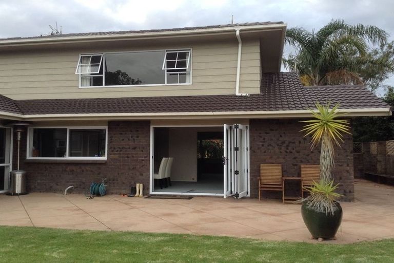 Photo of property in 27 Cumbrian Place, Conifer Grove, Takanini, 2112