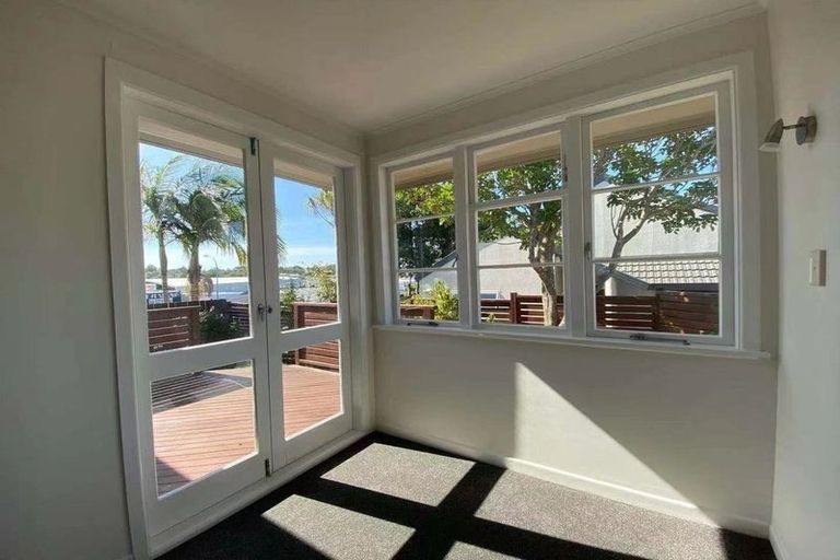 Photo of property in 59 Union Road, Howick, Auckland, 2014