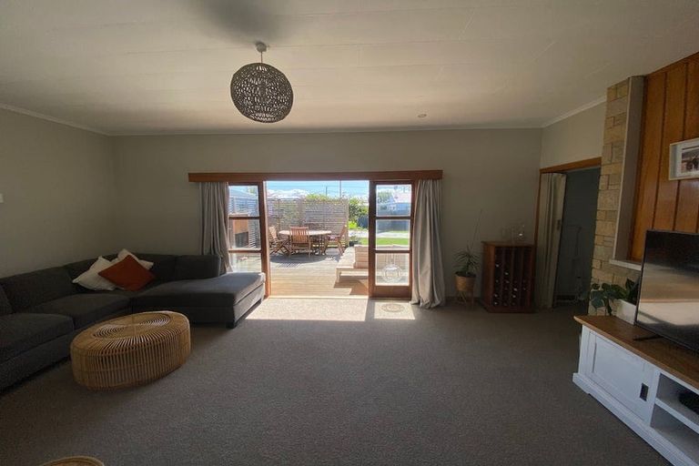 Photo of property in 49 Meeanee Road, Taradale, Napier, 4112