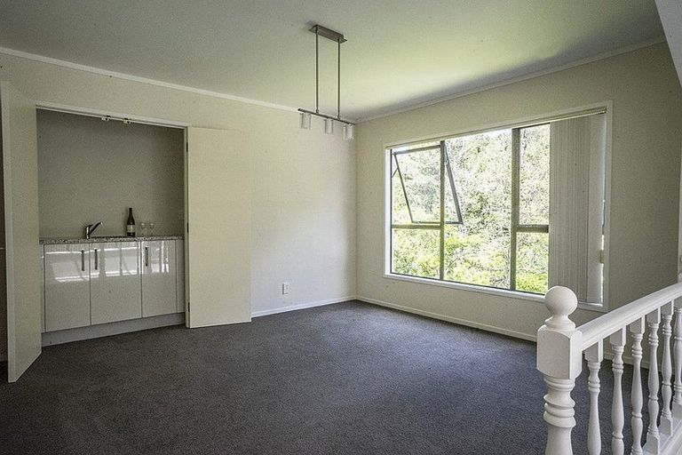 Photo of property in 17 Homewood Place, Chatswood, Auckland, 0626