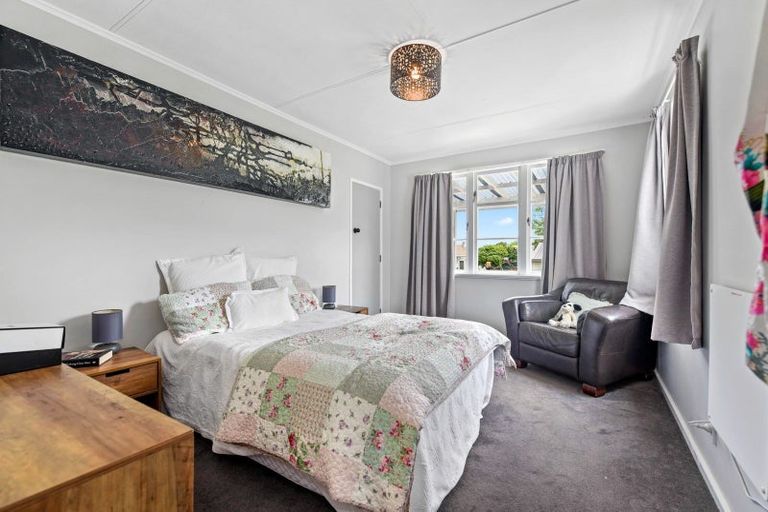 Photo of property in 80 Fairfield Road, Fairfield, Hamilton, 3214