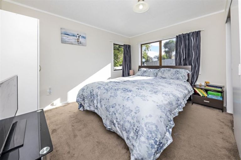 Photo of property in 2/55 Alfriston Road, Manurewa East, Auckland, 2102
