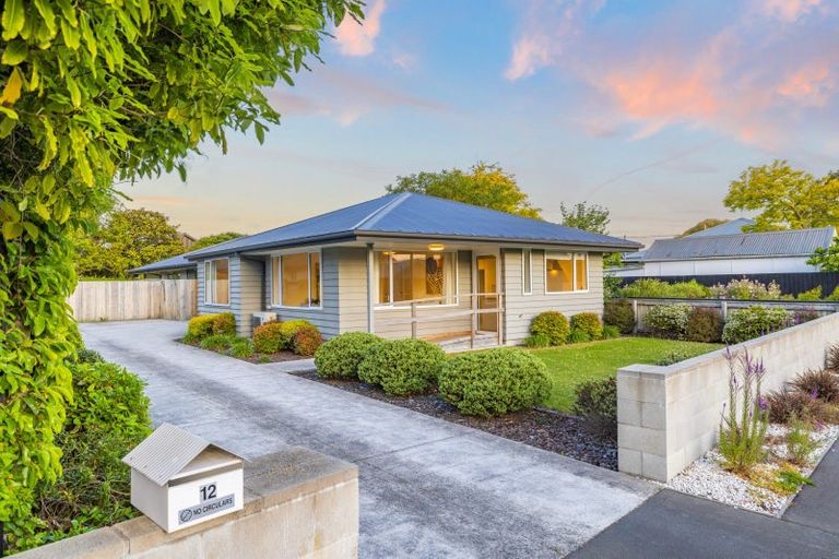 Photo of property in 12 Searells Road, Strowan, Christchurch, 8052