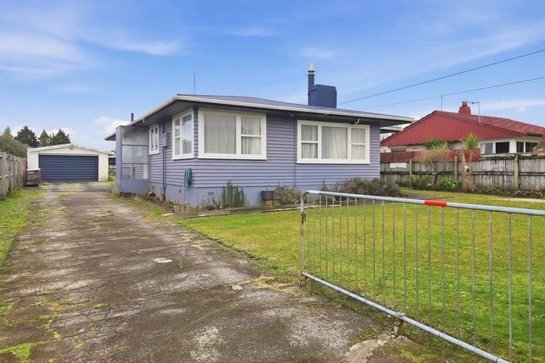 Photo of property in 6 Kea Street, Selwyn Heights, Rotorua, 3015