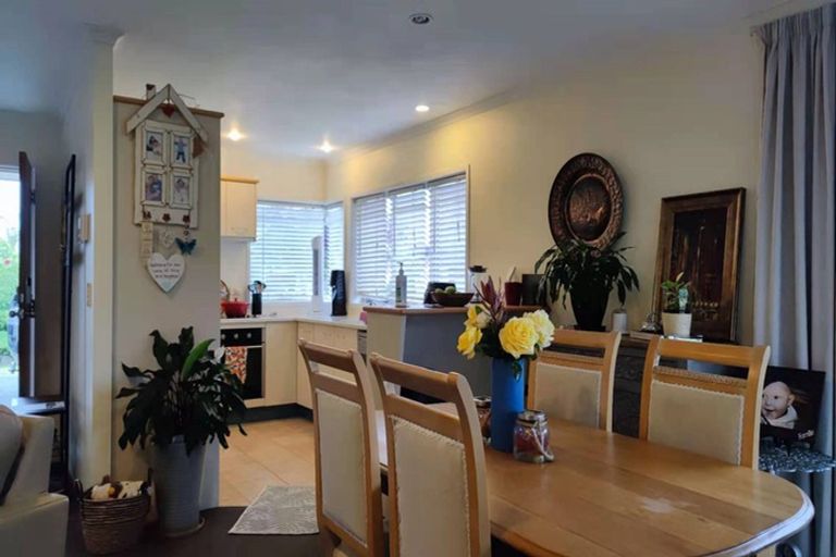 Photo of property in 3 Lantern Court, Henderson, Auckland, 0612